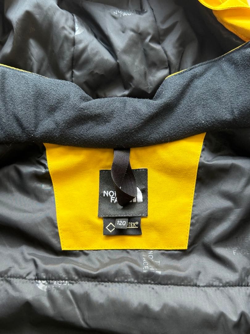 The North Face フード付きGORE-TEXジャケット