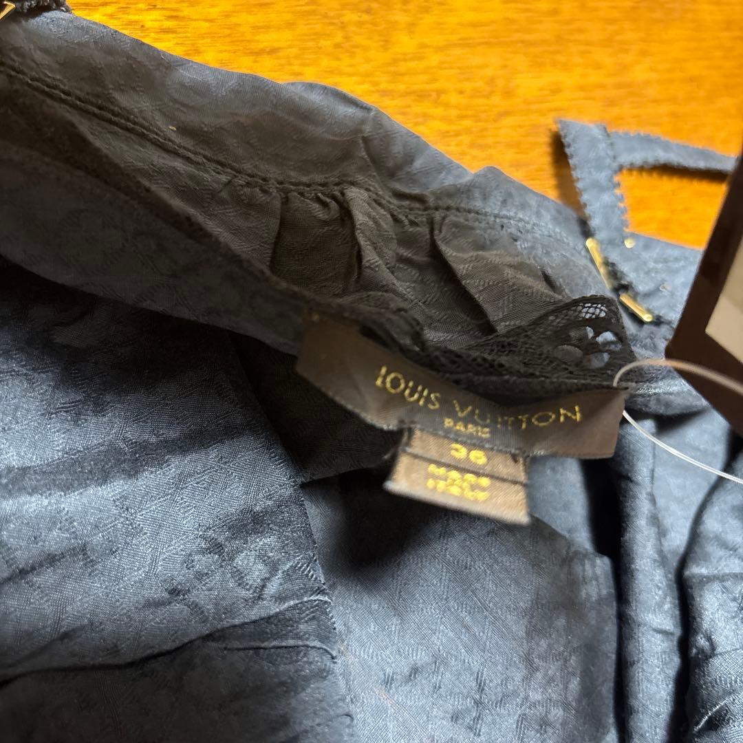 新品　ルイヴィトン　黒　キャミソール　モノグラムフラワー