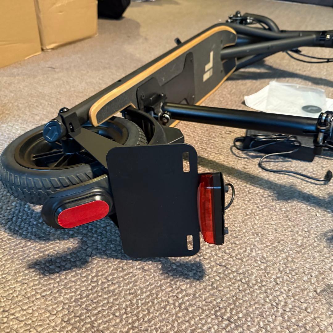 R*y様 キックボード MF-EKRA01CH-BK