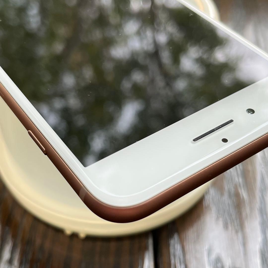 バッテリー91% iPhone 8 Plus ゴールド SIMフリー