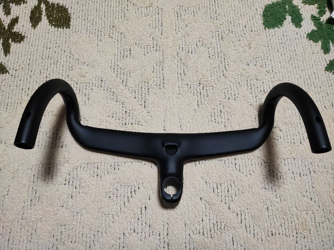 一体型フルカーボンハンドル 380 115mm