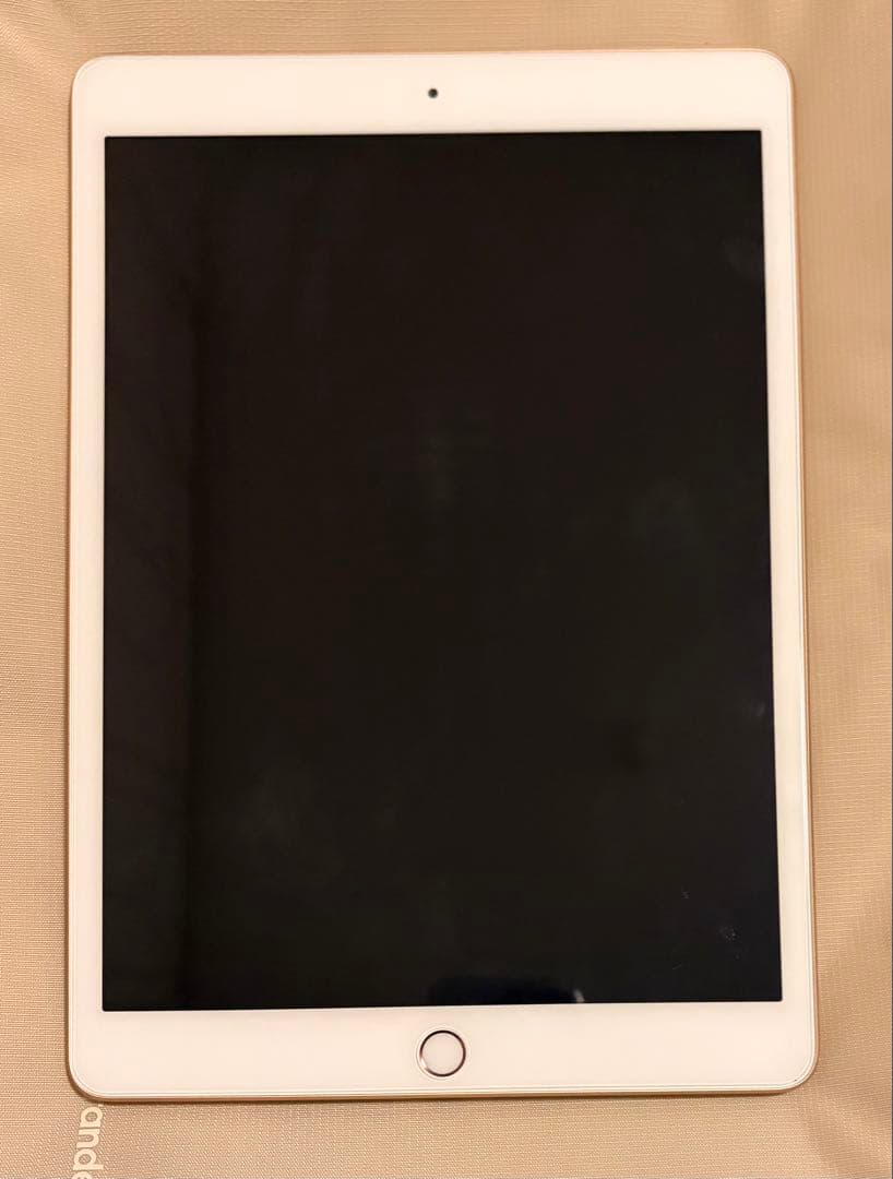 [美品] Apple iPadピンクゴールド本体 7世代128GB箱とカバー付き