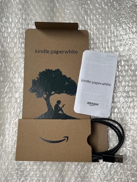 Kindle Paperwhite 第11世代（カバー、保護フィルム付き）