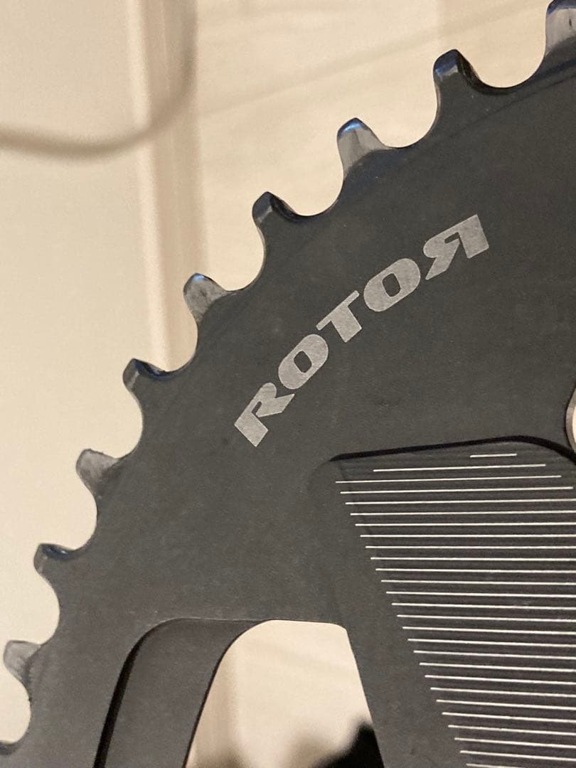 【売切価格】ROTOR Q-RING OVAL SPIDERING 52T