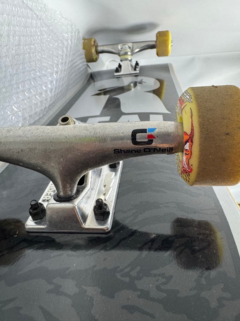 REAL SKATEBOARDS スケートボード コンプリートデッキ