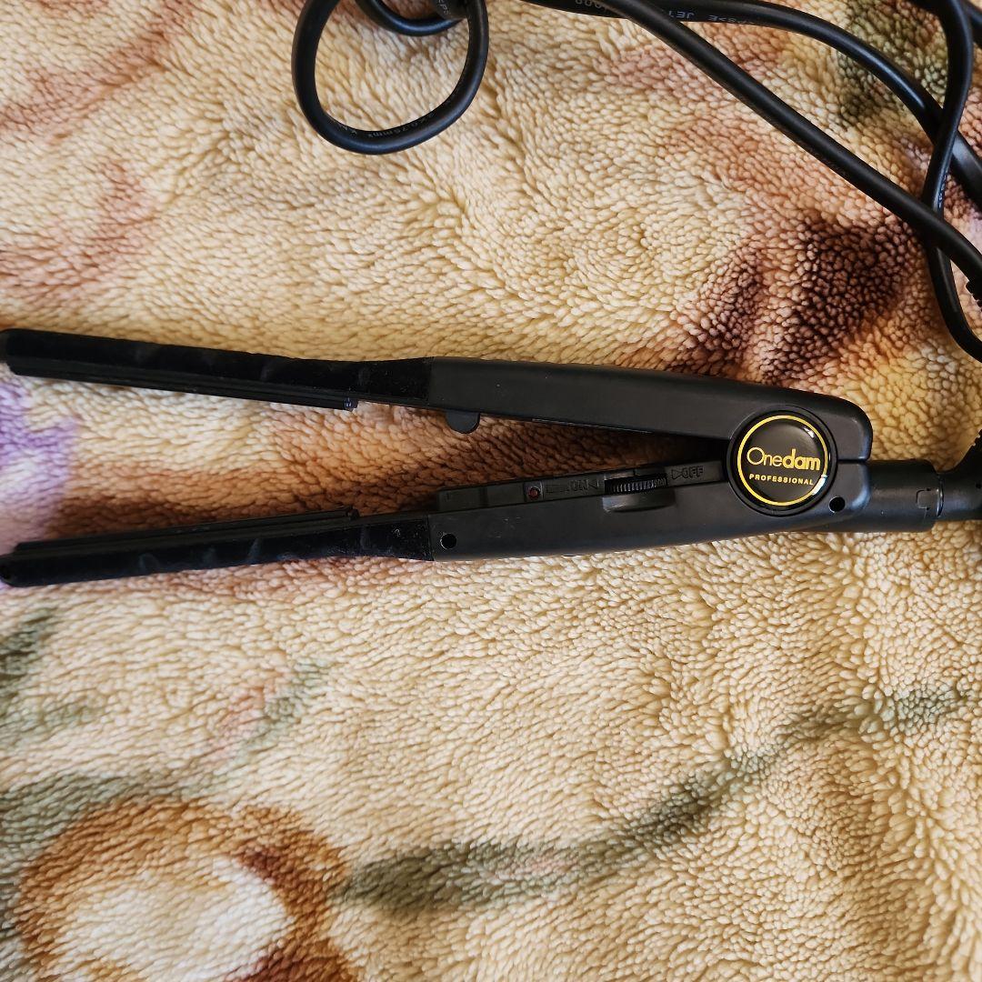 Onedam ストレートヘアアイロン ブラック