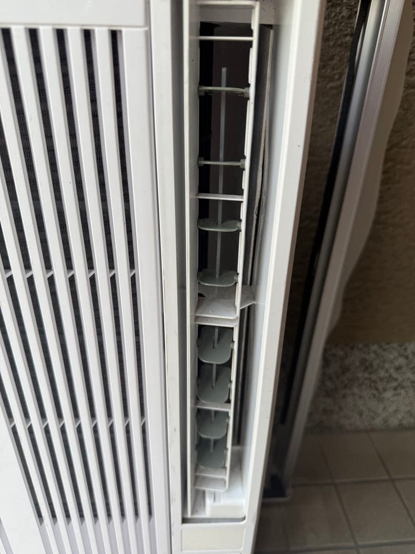 窓用エアコン ホワイト　KAW-1902