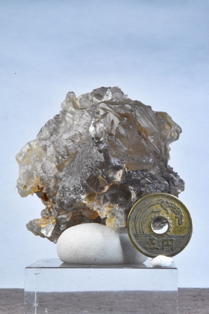 ザギ・マウンテンクォーツ スモーキーアイスクリスタル01