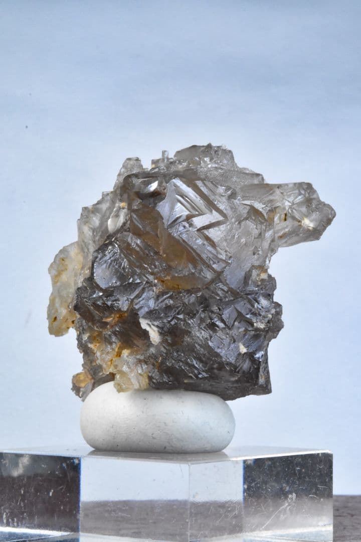 ザギ・マウンテンクォーツ スモーキーアイスクリスタル01