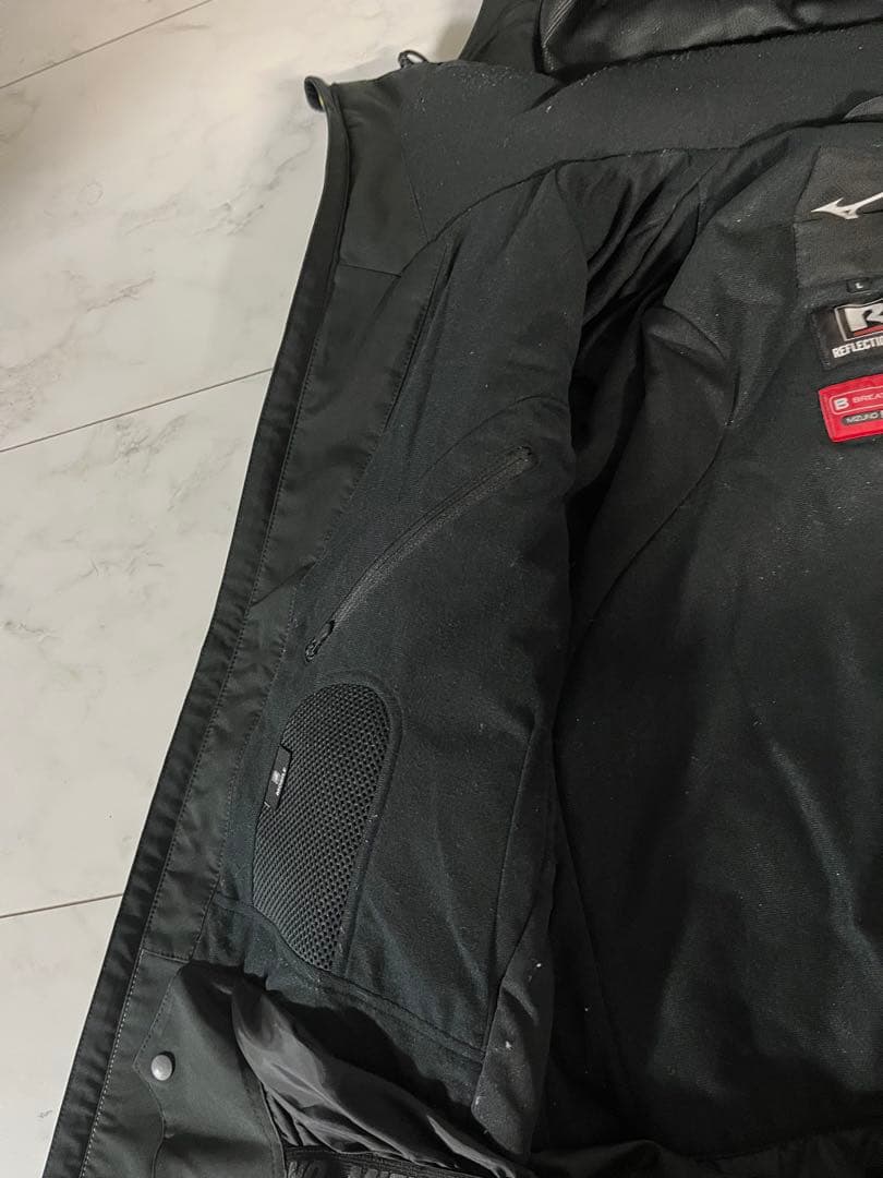 メロンソーダ　MIZUNO DEMO SOLID ブラック×カーキ　上