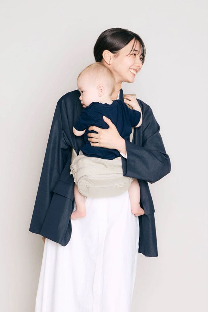 Hugoo ハグー（カームベージュ・新色）　ヒップシート