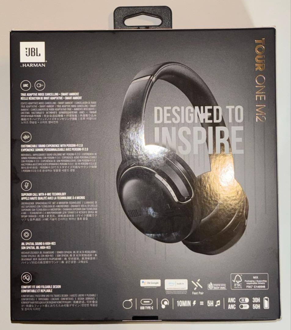 ヘッドホン　JBL TOUR ONE M2