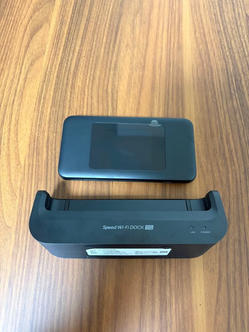 Speed Wi-Fi DOCK 5G 01 ブラック 黒 モバイルルーター