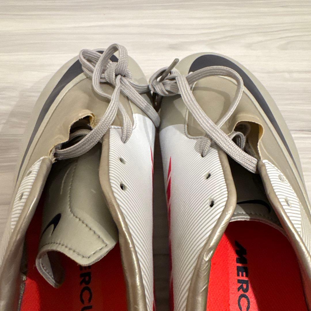 サッカー　NIKE スパイク　ナイキ マーキュリアル グライド