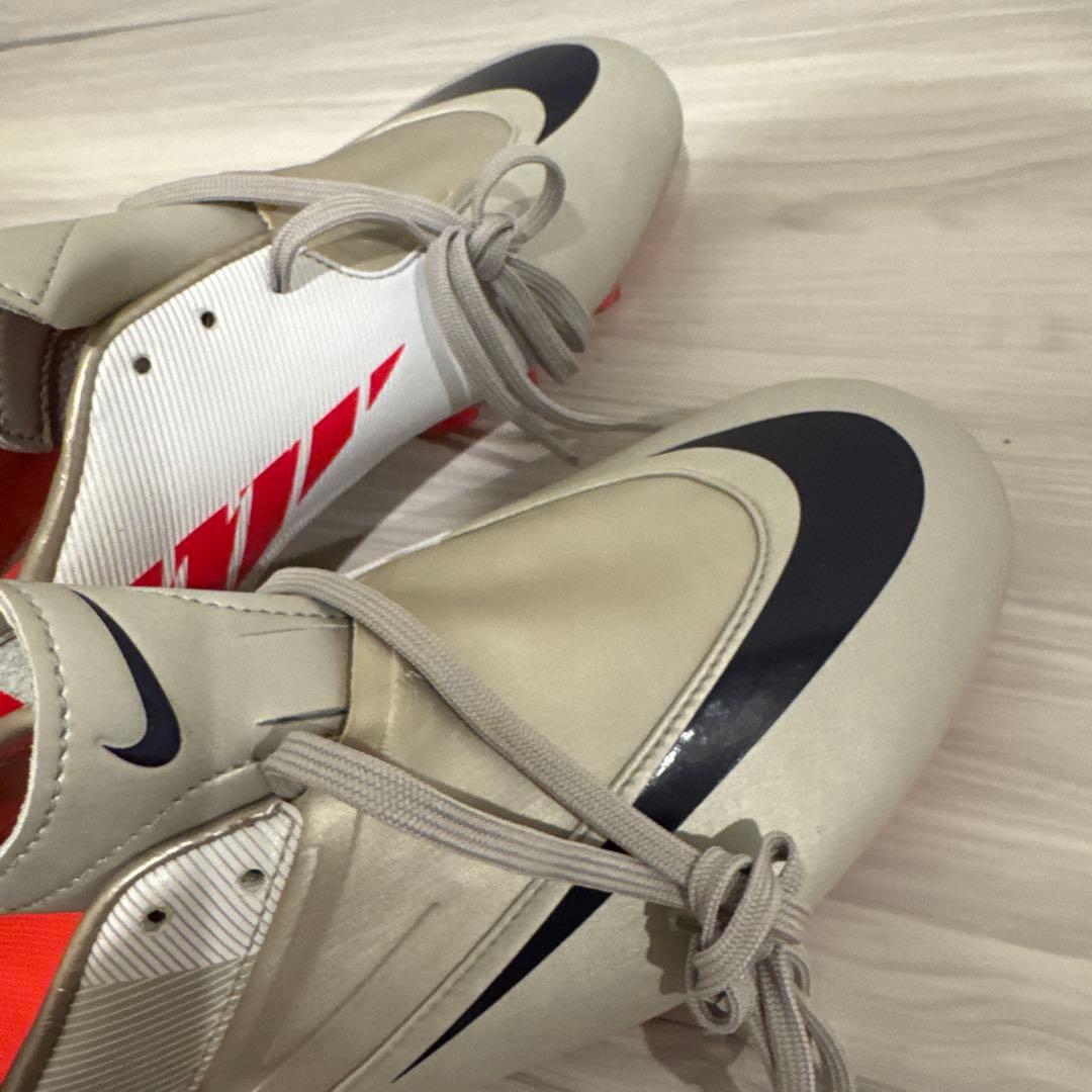 サッカー　NIKE スパイク　ナイキ マーキュリアル グライド