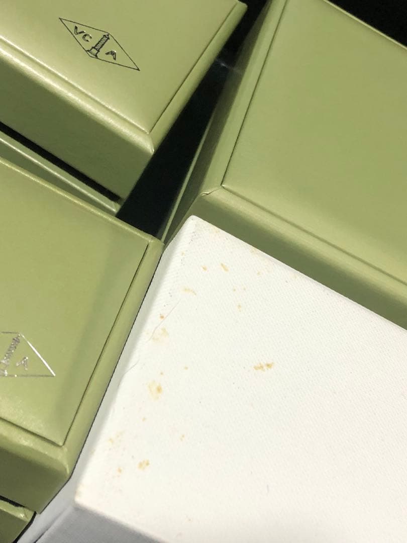 ヴァンクリーフ&アーペル　時計ケース　ジュエリーケース　アクセサリーケース