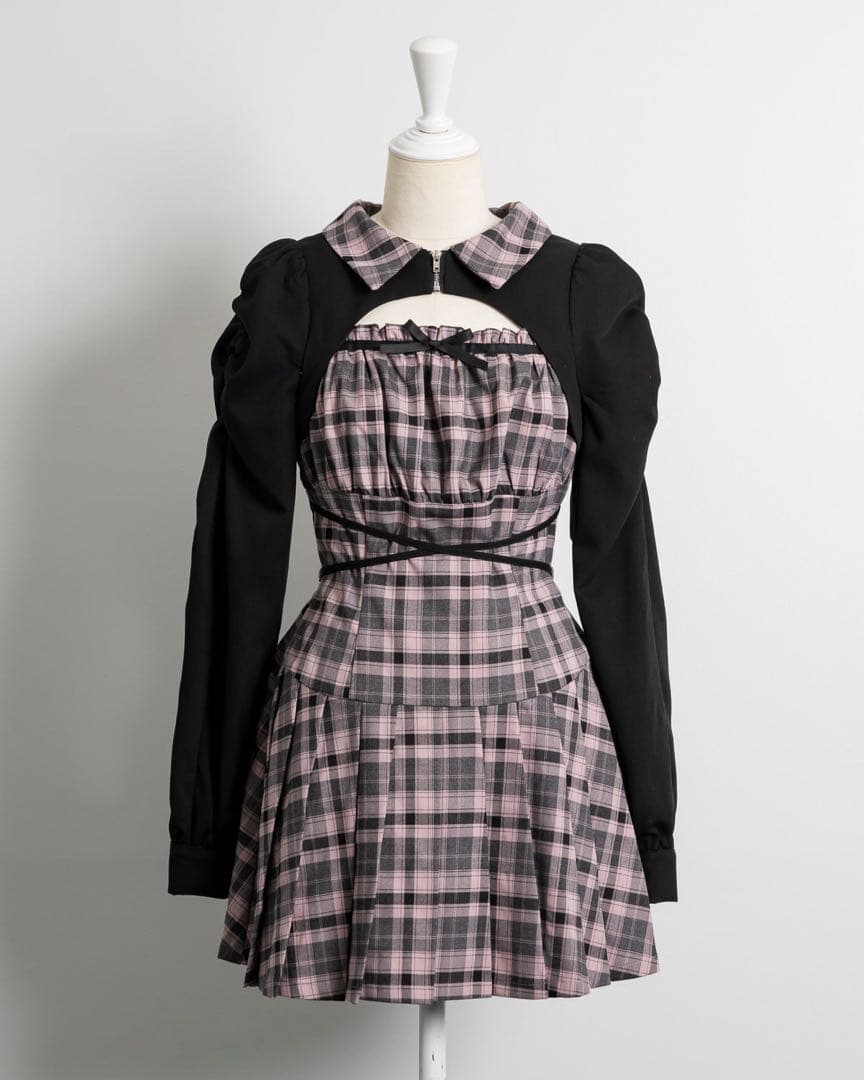 ぽ*た様 pium カットアウトレイヤードプリーツミニワンピ