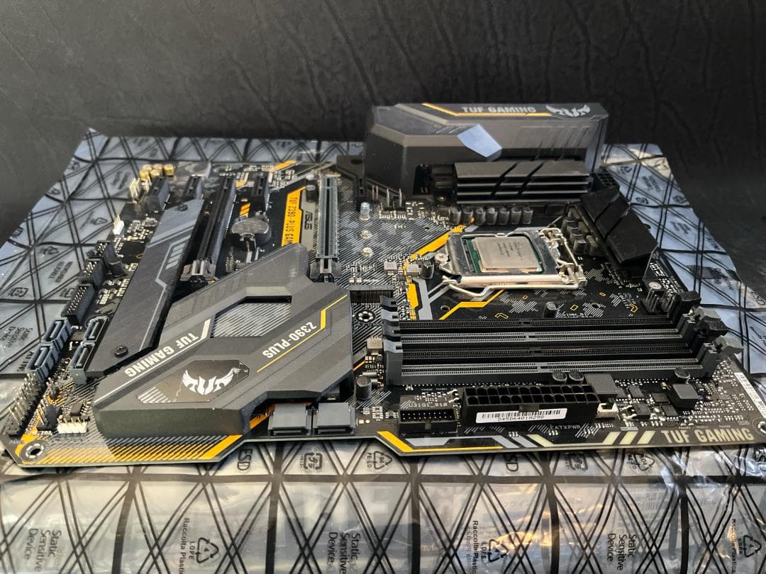 CPU Core i7-9700F+ASUS TUF Z390-PLUS GAMING