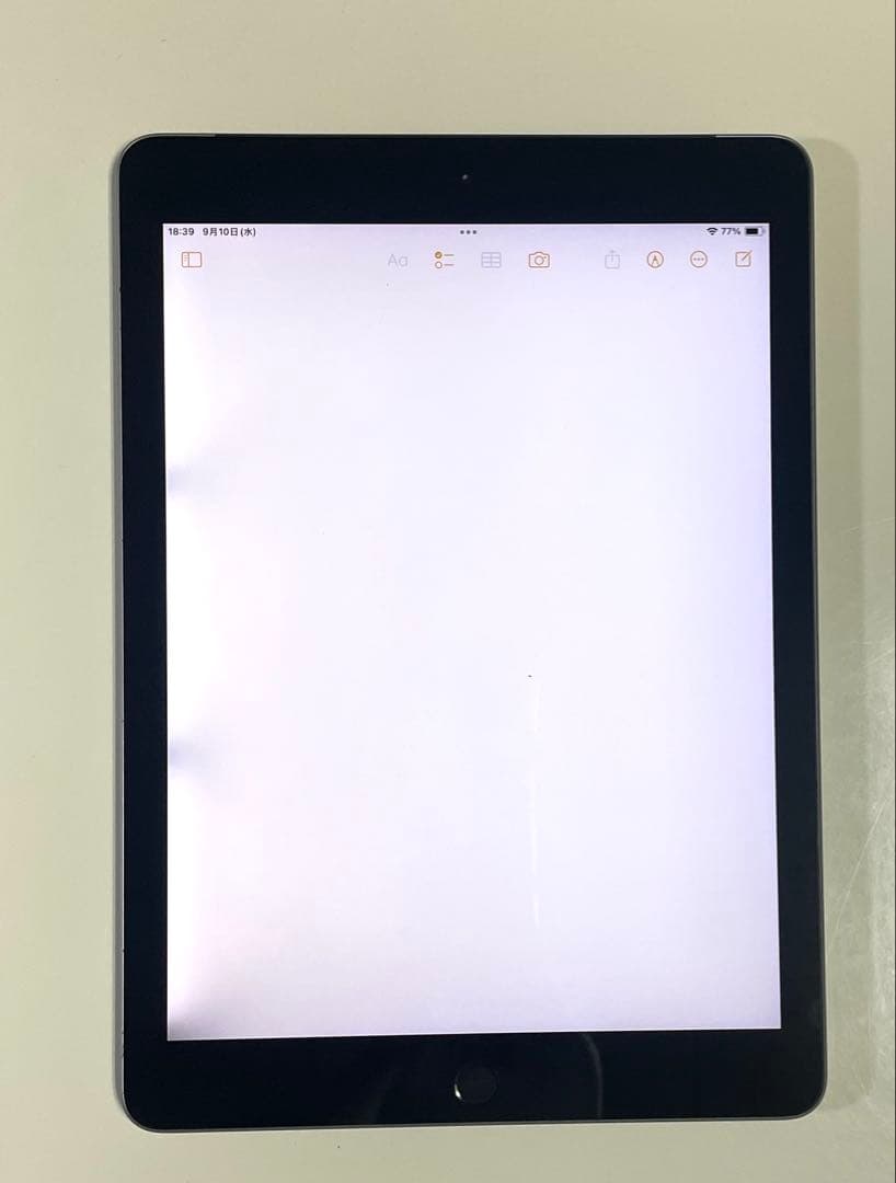 【格安】iPad第6世代 32GB wi-fi+cellular simフリー
