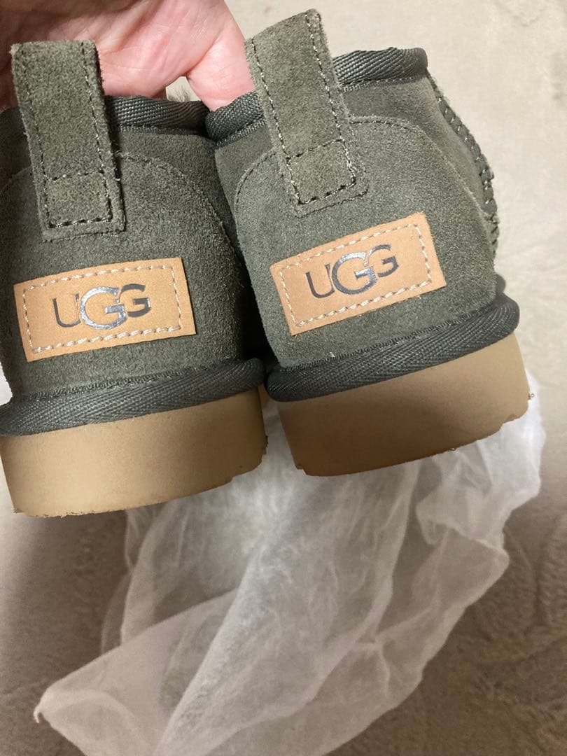 はるぽ⭐︎　UGG CLASSIC ULTRA MINI スレート　22