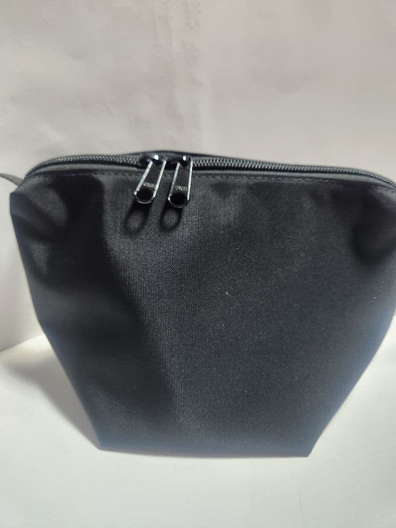 エルベシャプリエ 舟型ショルダーバッグ Sサイズ ノワール（黒）