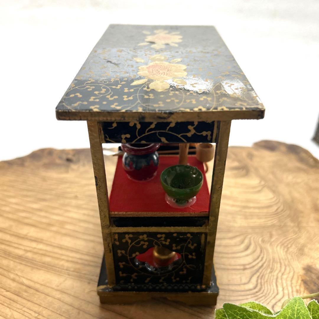 レトロ　木製雛道具　木製蒔絵雛人形道具　三荷揃　鏡台　針箱　台子　火鉢　雛祭り