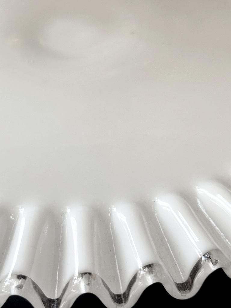 フェントン　ケーキスタンド　シルバークレスト　ミルクガラス　ペデスタル