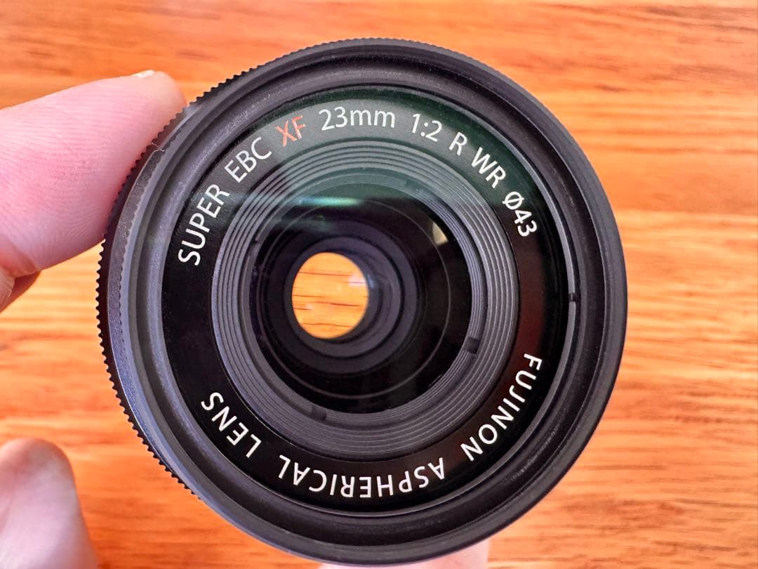 FUJIFILM XF23mmF2 R WR レンズフード付属
