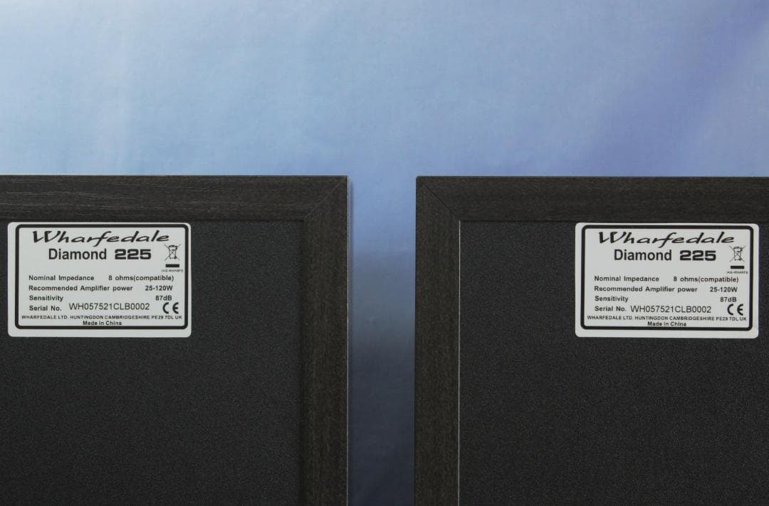 ブックシェルフスピーカー Wharfedale DIAMOND 225（ペア）