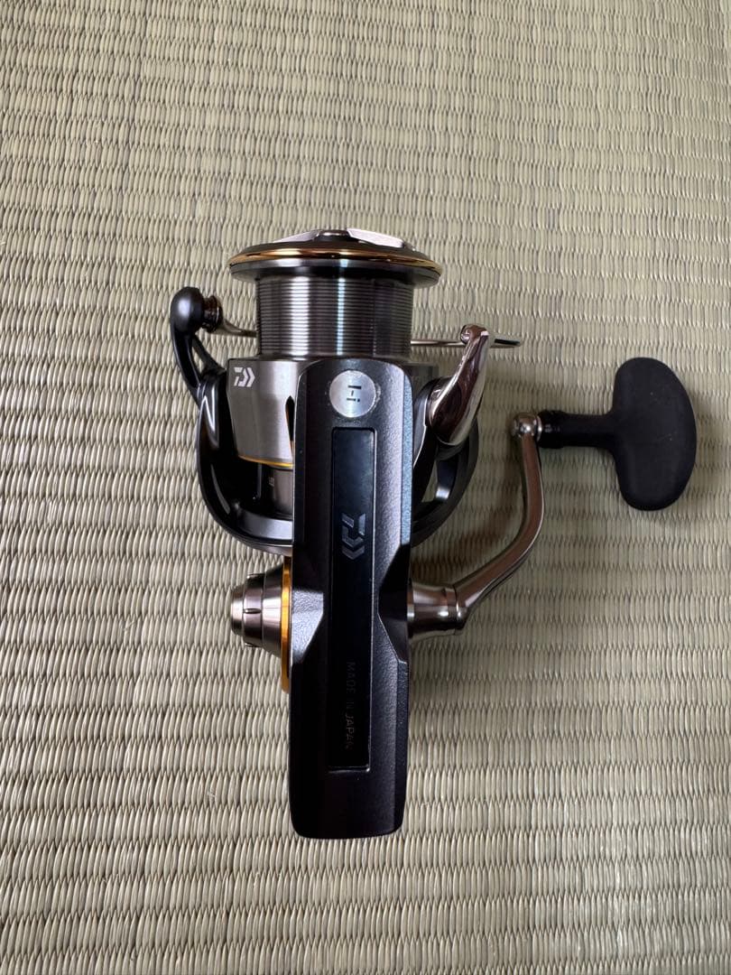 【新品未使用】23 エアリティ LT4000-XH ➕ リール スタンド