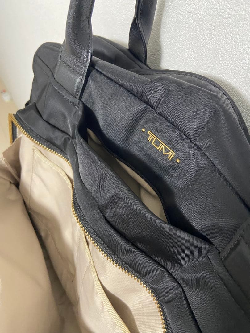 TUMI ボストンバック