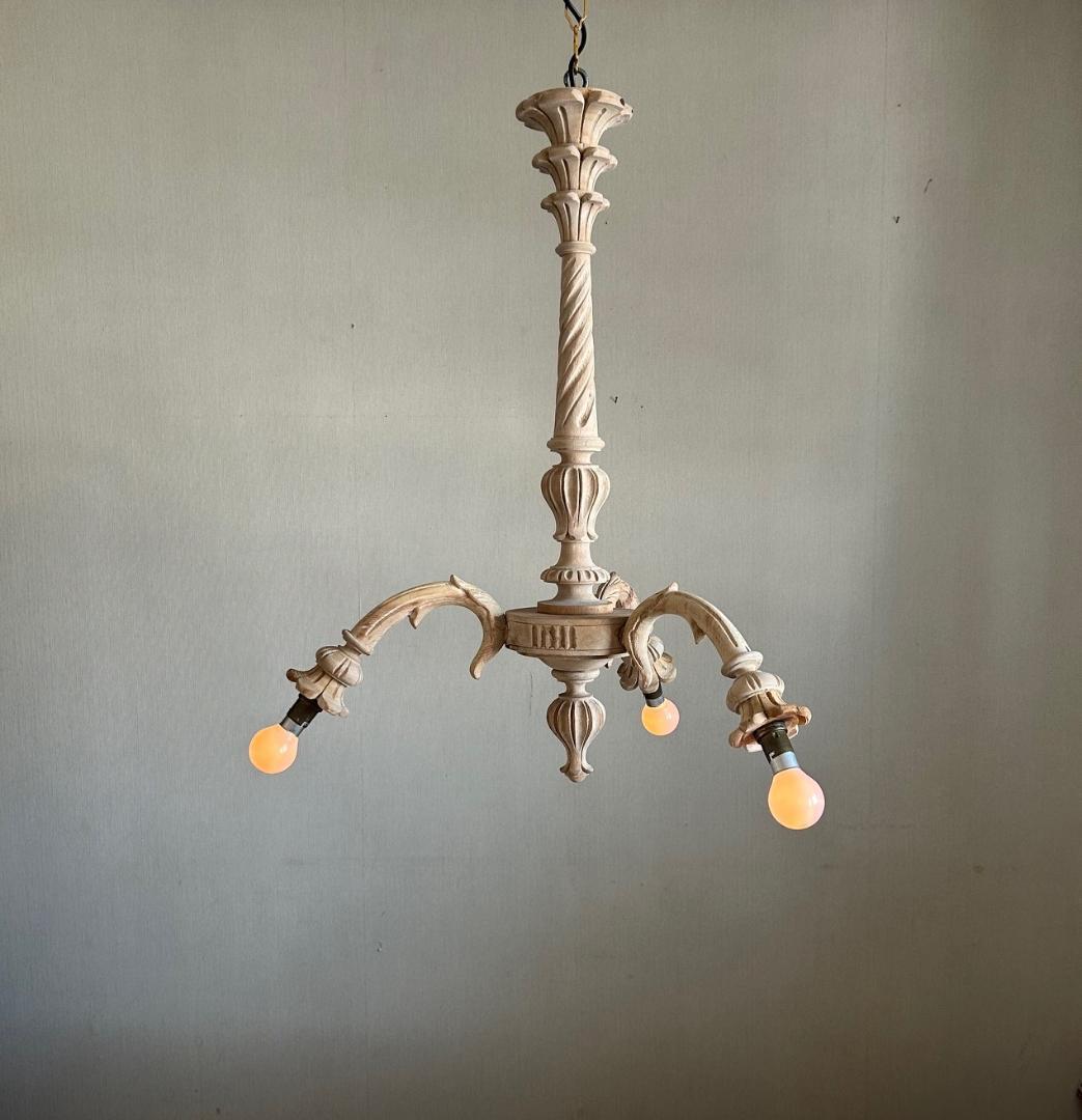 フランスアンティーク　木製シャンデリア　３灯　シャビー　店舗什器