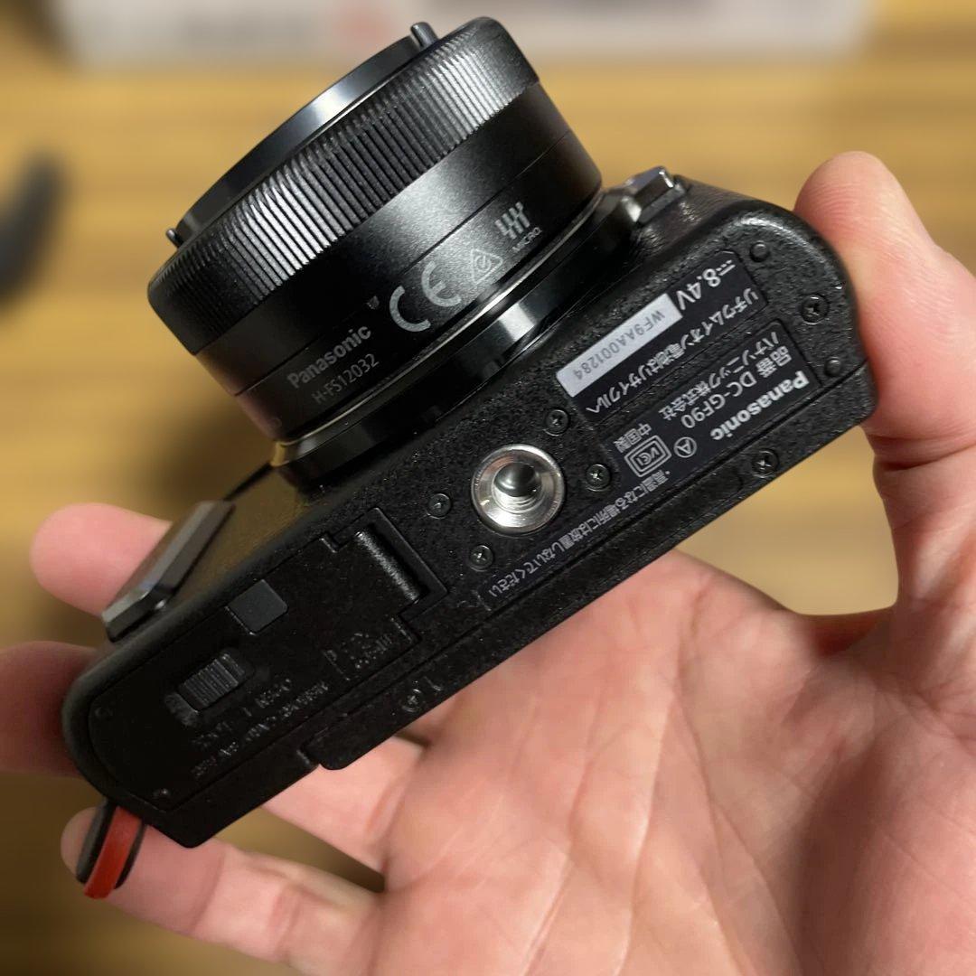 お値下げ。LUMIX G DC-GF10/90 BKボディ。