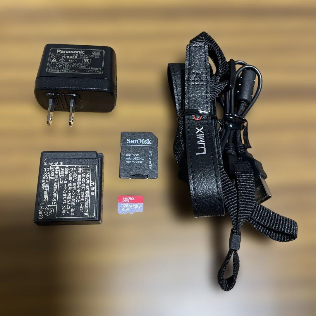 お値下げ。LUMIX G DC-GF10/90 BKボディ。