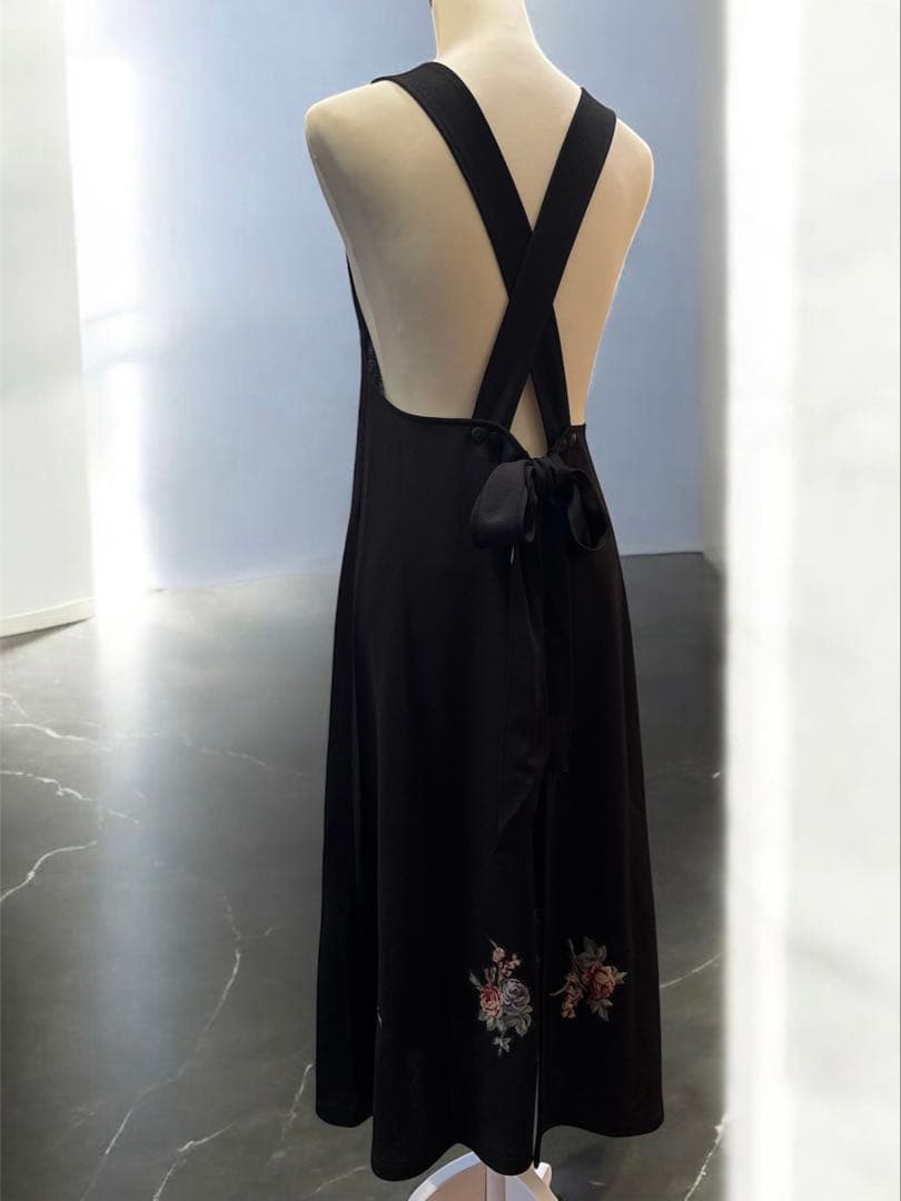 さえら アキアカネ　薔薇のロングエプロン