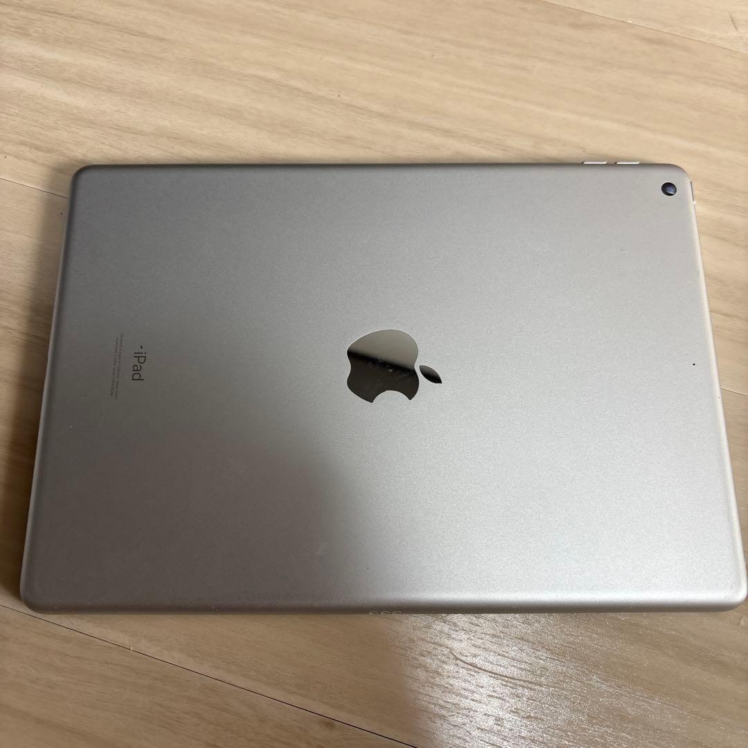 Apple iPad 代9世代　64GB wi-fiモデル