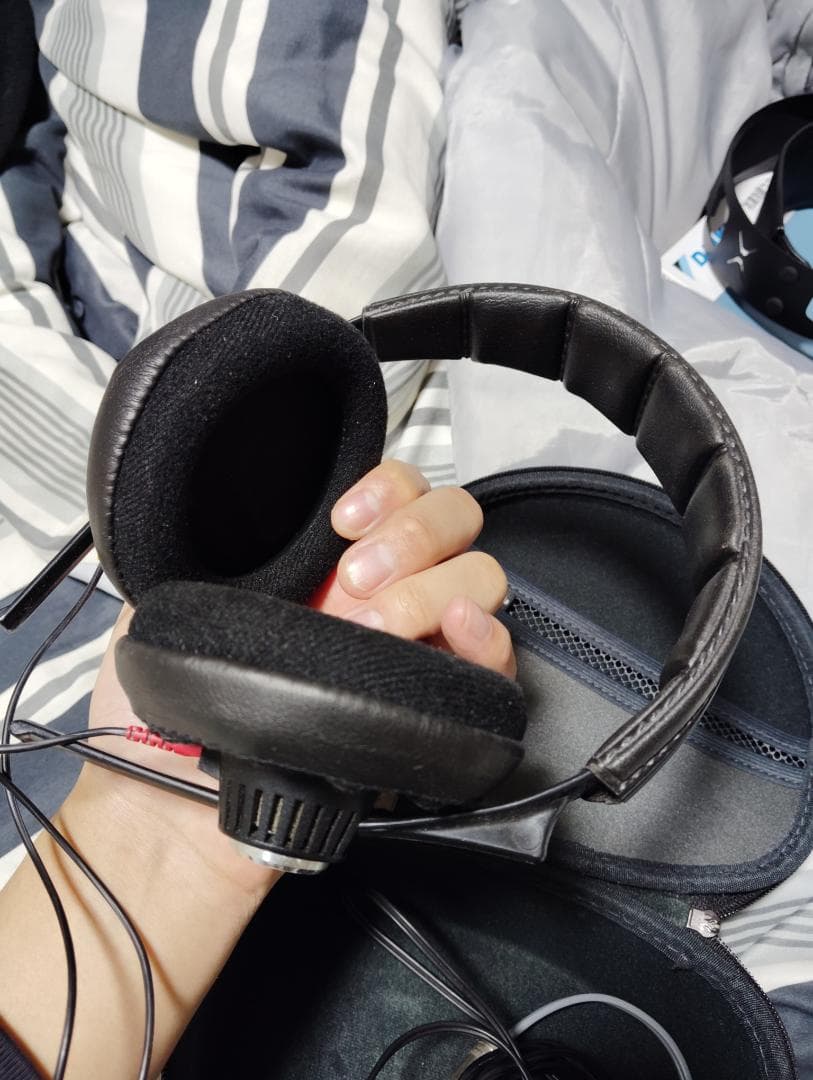 ヘッドホン Sennheiser HD424