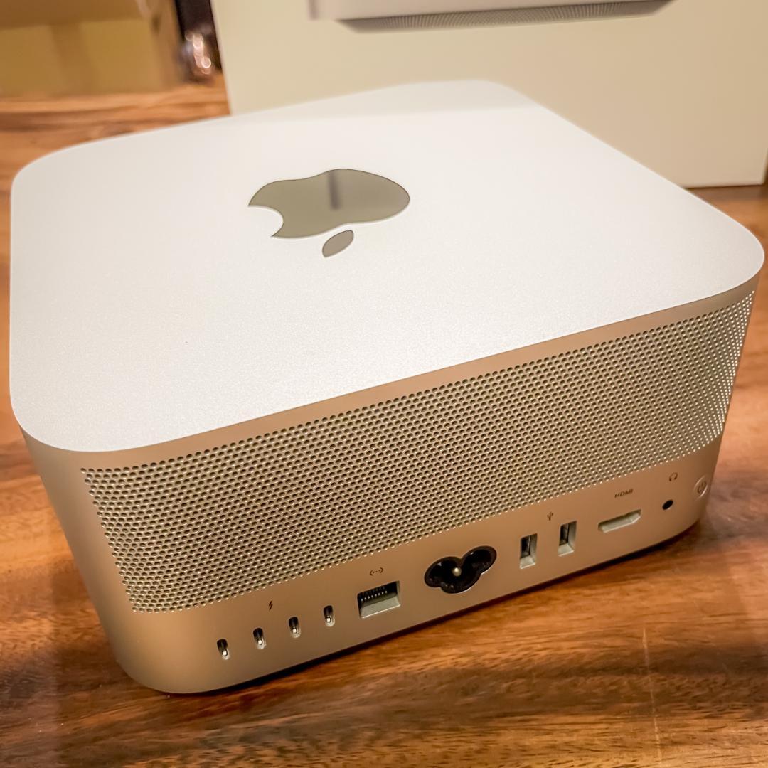 Mac Studio M1Max GPU32 メモリ64GB SSD 4TB