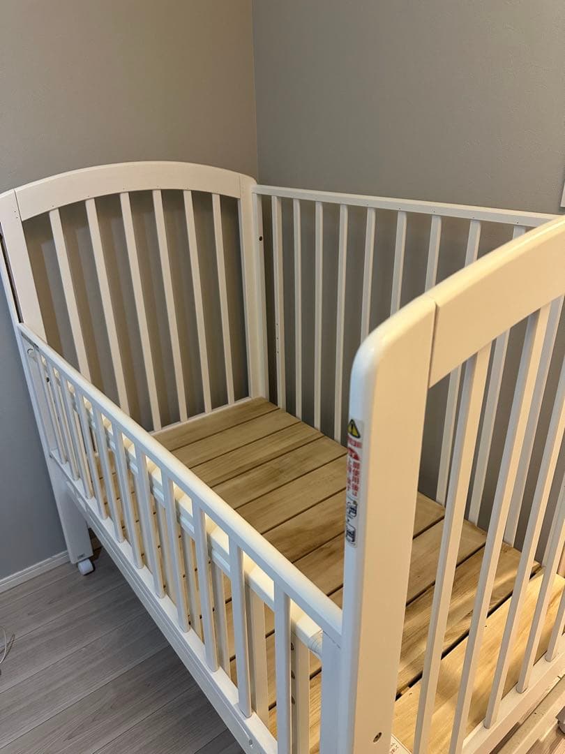 カトージ木製オープンタイプベビーベッド