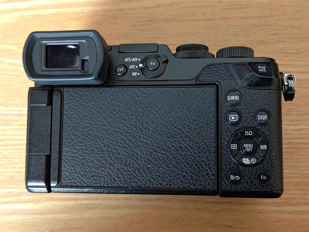 パナソニック LUMIX DMC-GX8-K カメラ本体 + 電池 + 充電器他