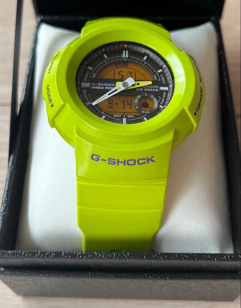 【美品】G-SHOCK AW-582SC-3AJF