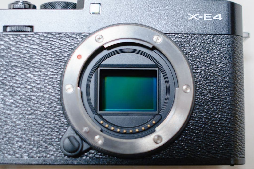 FUJIFILM X-E4 ミラーレスカメラ