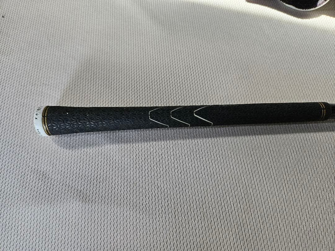 テーラーメイド　ステルスグローレプラス9.5 シャフトフジクラNXグリーン