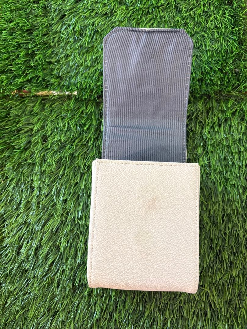 【超美品】G／FORE 距離計収納ケース ホワイト ゴルフアクセサリー 合成皮革