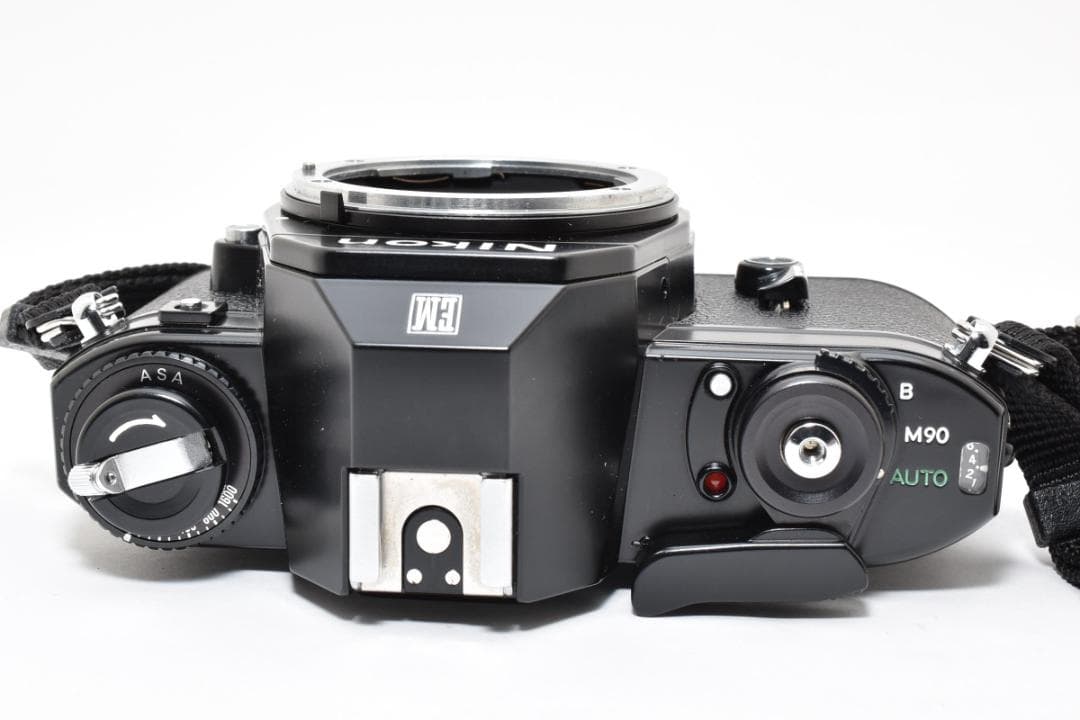 超美品 ニコン EM フィルムカメラ モルト新品交換済 H030