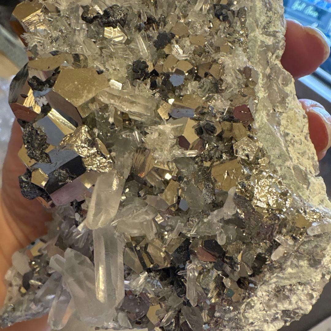 パイライト水晶共生クラスターNo.1499