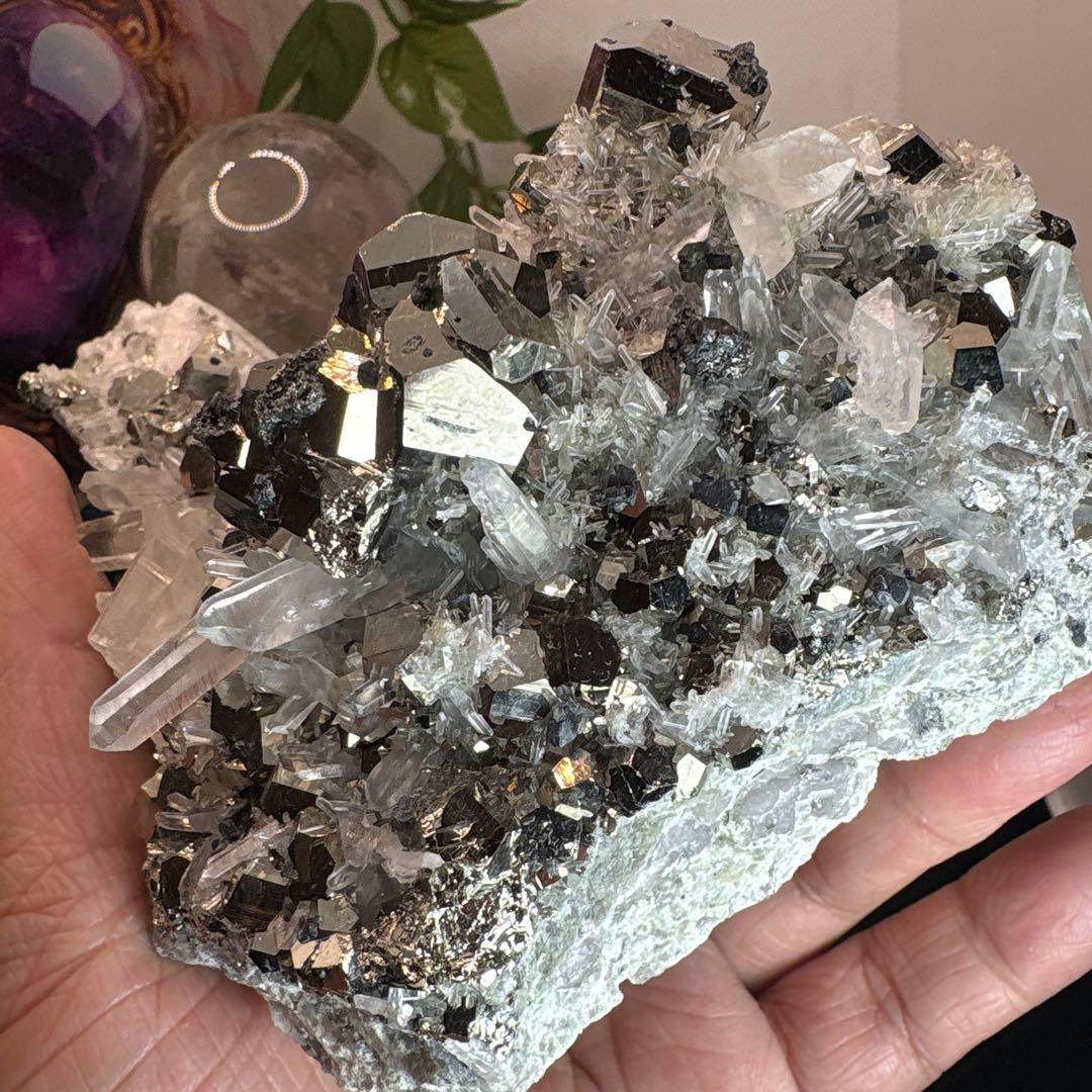 パイライト水晶共生クラスターNo.1499