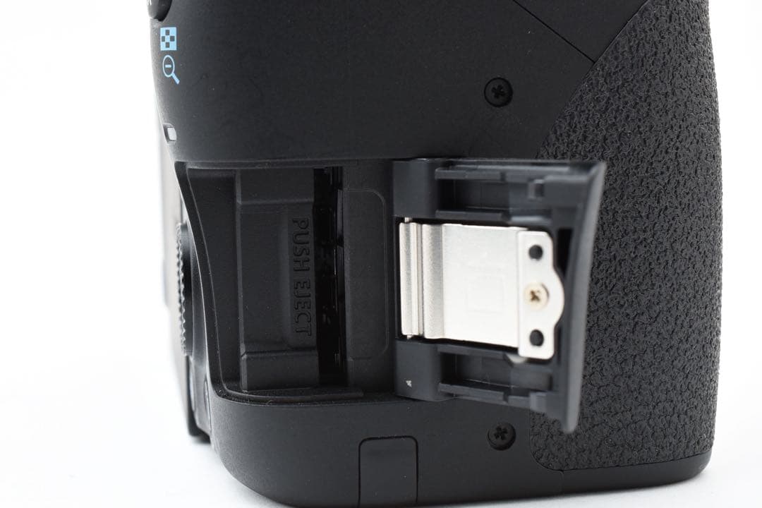 保証付き/一眼レフカメラ/canon kiss x10i ダブルレンズセット