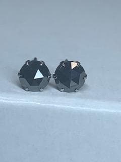 PT900ブラックダイヤモンドピアス1カラット(0.50ct×2)AAA