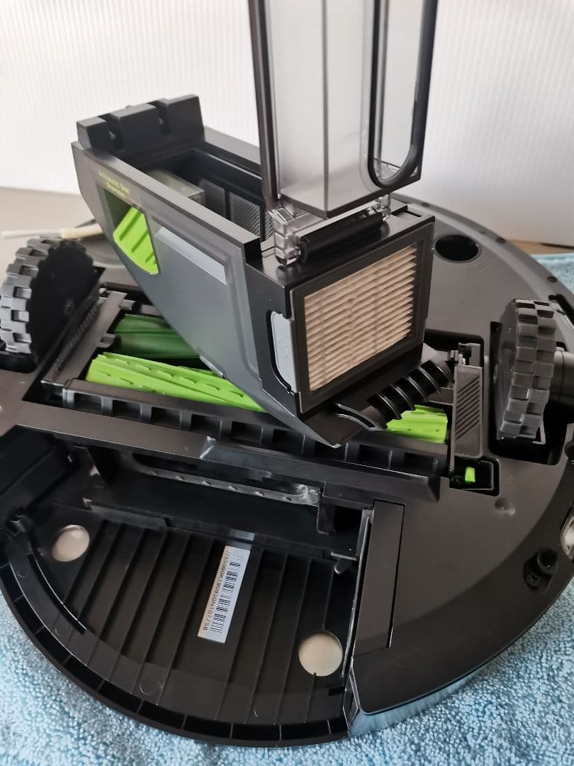 iRobot ロボット掃除機 ルンバ i7+ クリーンベース 自動ゴミ収集機付き